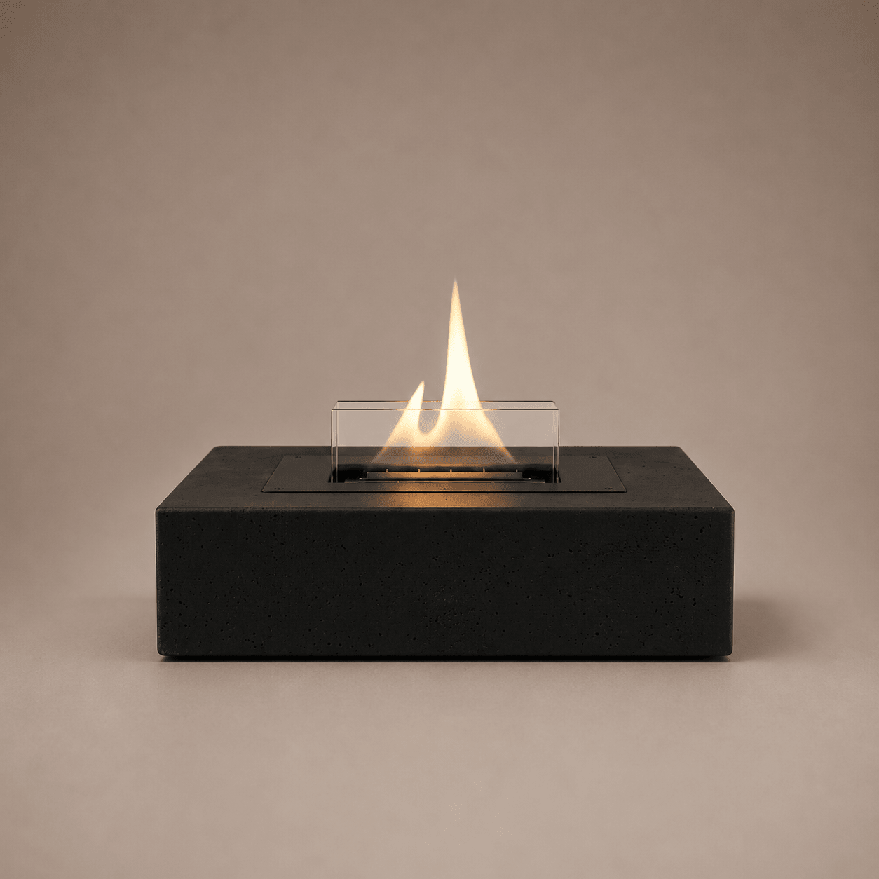 Daisy Natural Concrete Black - Tenderflame